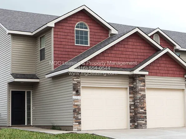 2165 SW Timbertrace Ln, Lees Summit, MO 64082