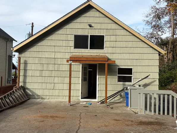 5339 Alder St, Astoria, OR 97103