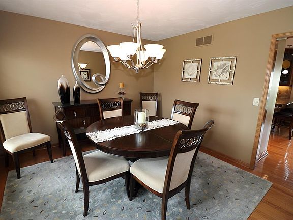 3rd image of 11423 Odessa Ct