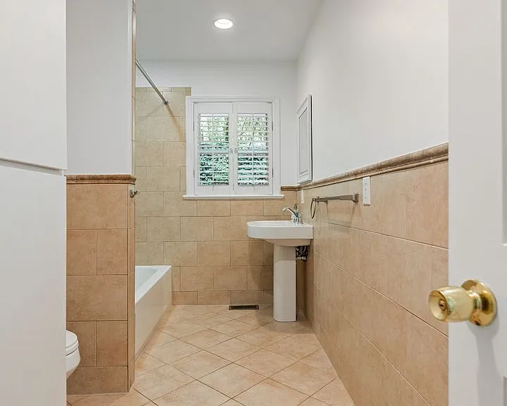 1209 Roosevelt Dr — Photo 20