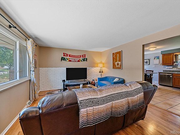 3rd image of 1654 S Endicott Street