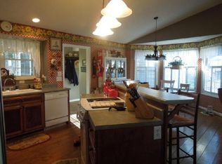 1034 Persinger Rd SW, Roanoke, VA 24015