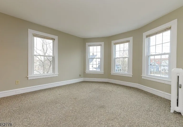 11 Montague Pl #2 — Photo 3