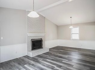 8233 Clear Brook Dr, Raleigh, NC 27615