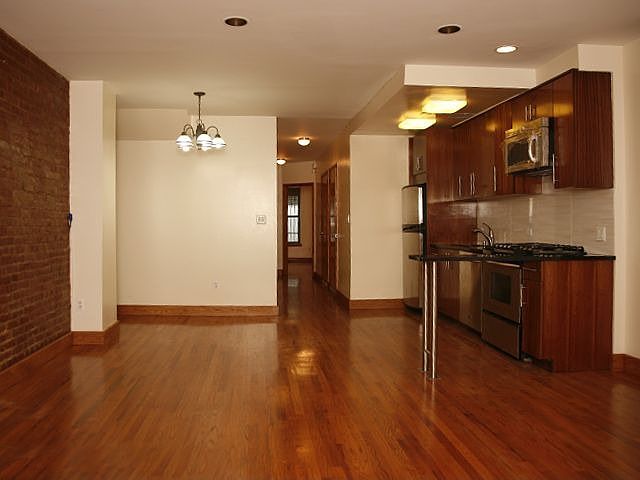 1st image of 316 W 101st St APT 1