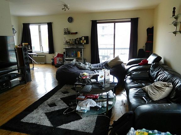 3rd image of 4901 28th Ave #2