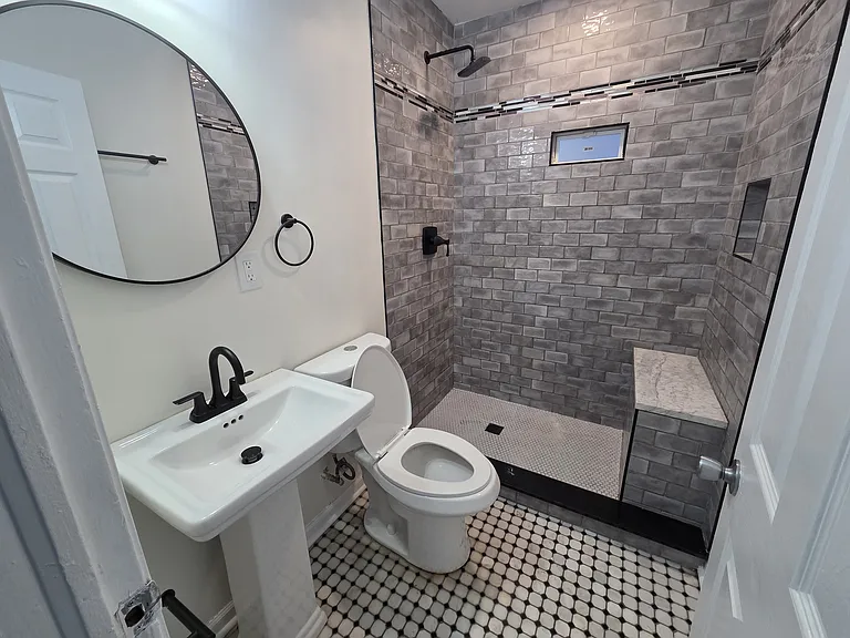 9010 Bunker Hill Dr — Photo 4