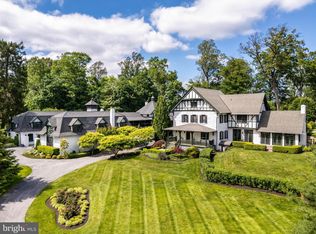 35 Harrison Dr, Newtown Square, PA 19073