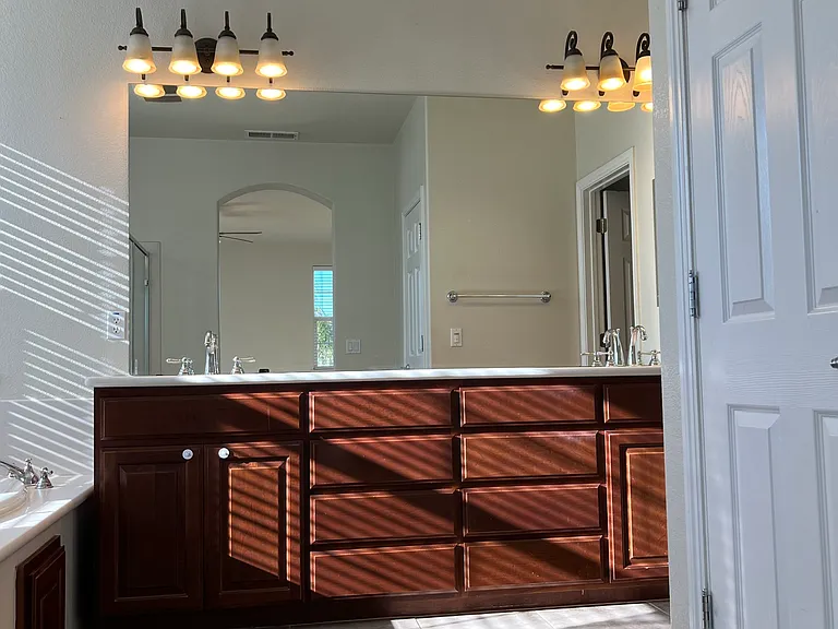 188 W Charlene Ct — Photo 34
