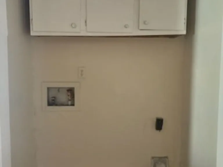 5076 London Ln — Photo 4