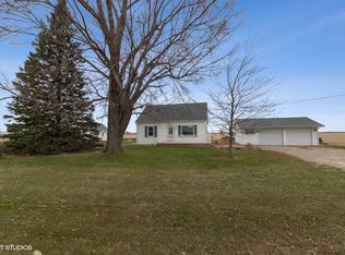9448 E 120th St S, Sully, IA 50251