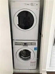 15 Grenville St #2104 — Photo 5