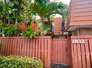 2832 Waterford Dr S, Deerfield Beach, FL 33442