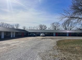 1050 E Clinton Ave APT 2, Seymour, MO 65746