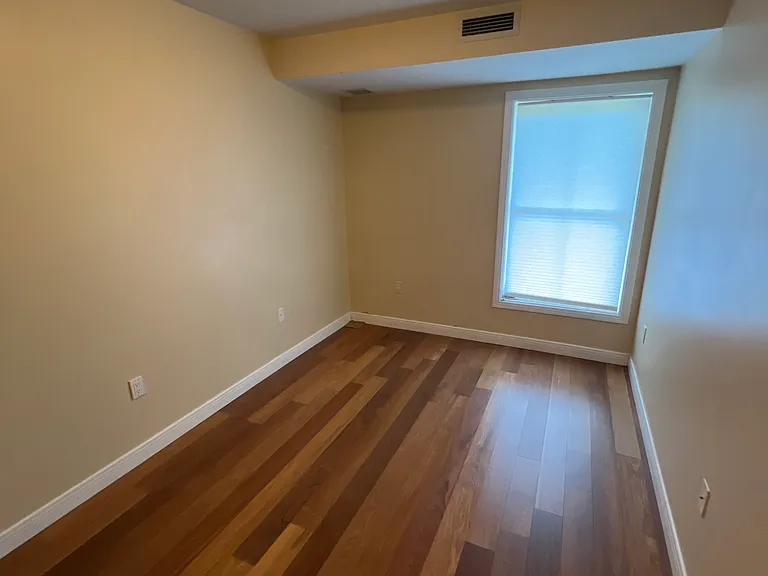 287 Mascoma St #106 — Photo 6