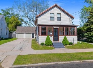 1120 S 23rd St, Manitowoc, WI 54220