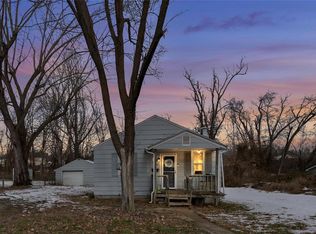 623 Quarry St, Farmington, MO 63640
