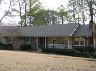 711 Owens Dr SE, Huntsville, AL 35801