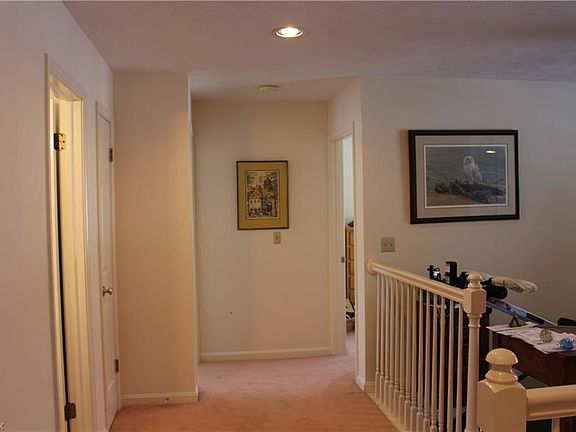5th image of 4044 Ramblewood Dr