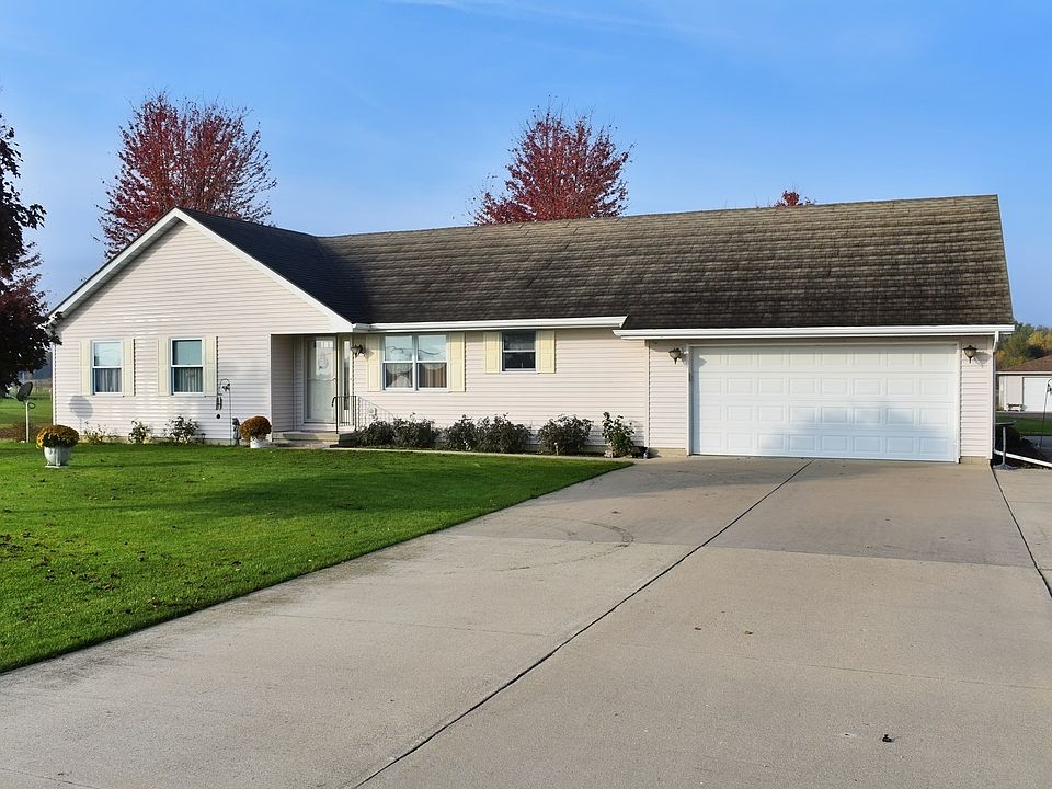 1st image of 3395 School Dr