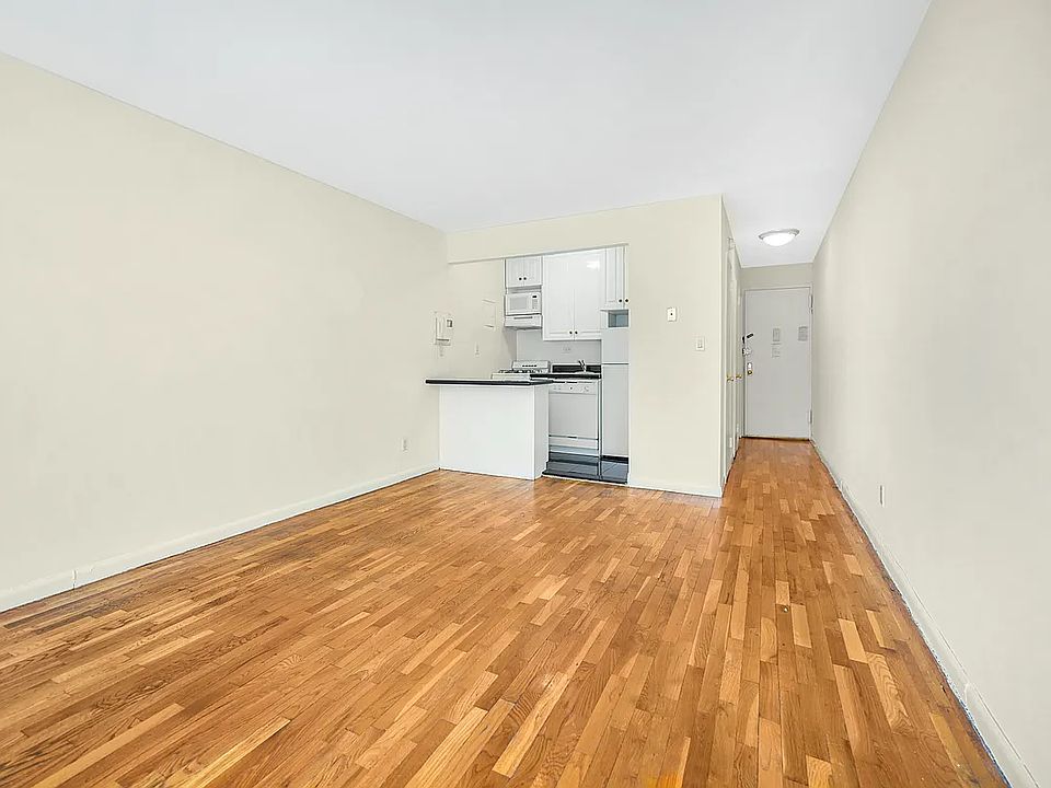 2nd image of 1661 York Ave APT 6L