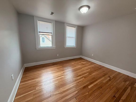 3rd image of 8 Arch St #3B