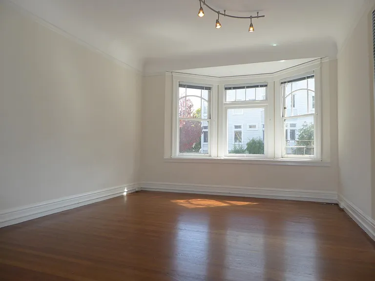 2100 Fell St #1 — Photo 1