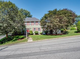 100 Laurel St, Lowell, MA 01852