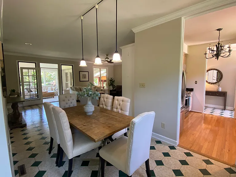 3211 Lochinvar Dr — Photo 4