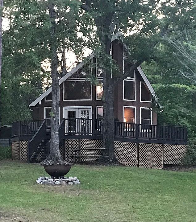 2 bedroom and 1 bath 