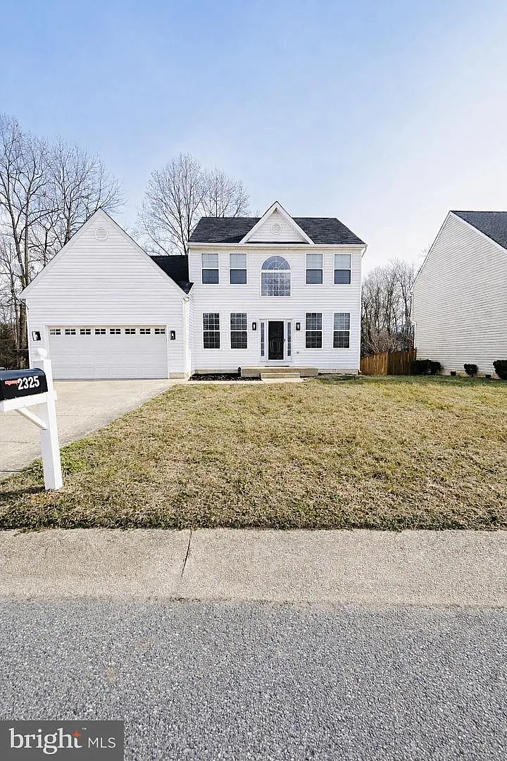 2325 Springdale Ln photo 1