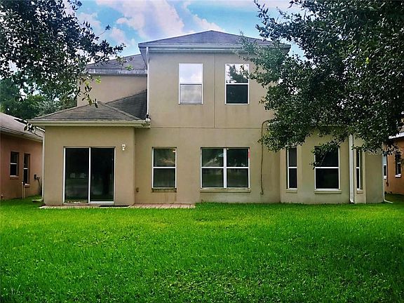 3rd image of 609 Fern Lake Dr #1