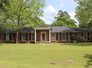 608 Church St, De Kalb, TX 75559