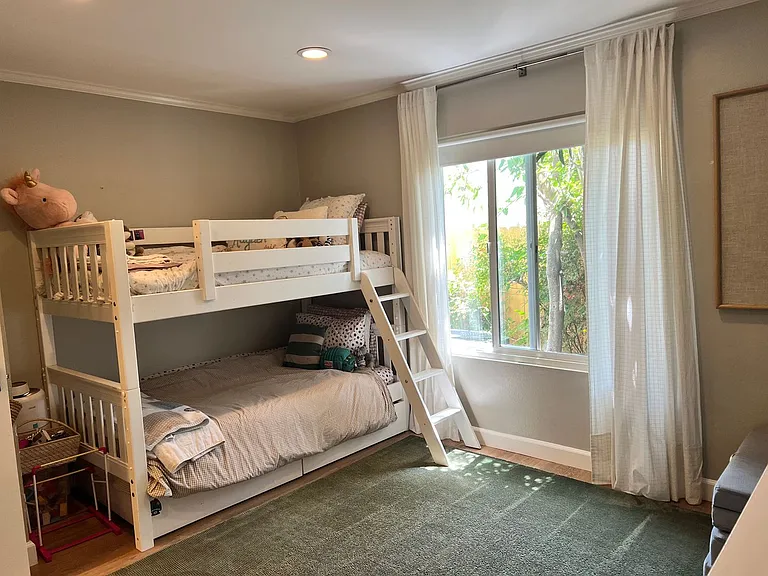 7980 Rio Vista Dr — Photo 10