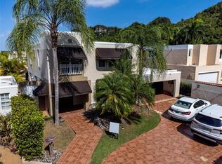 20 Plaza Ave #13, Bayamon, PR 00961