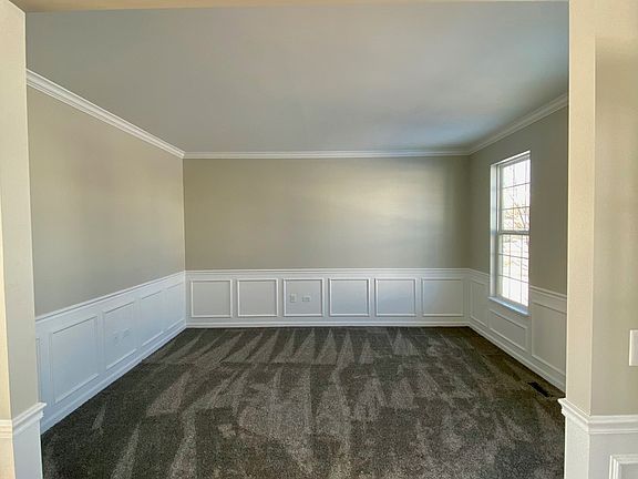 4th image of 2373 River Hills Ln
