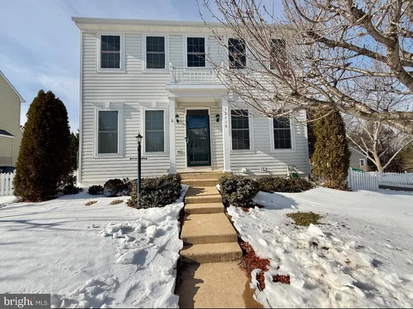 12410 Iona Sound Dr, Bristow, VA 20136