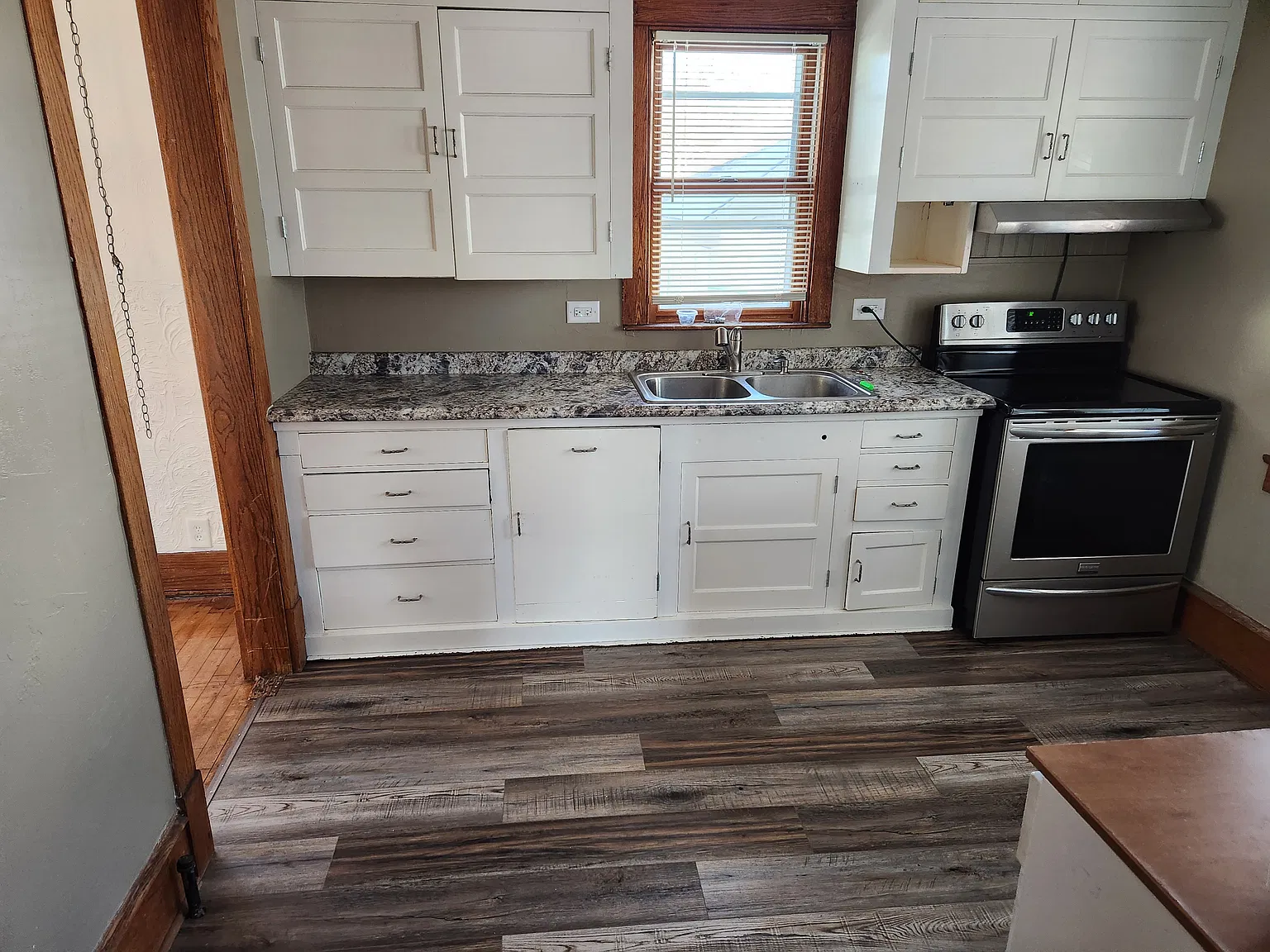 3 bed, 1500 sqft, $1,600 — Photo 2
