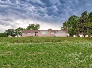 17116 E 910th Rd, Reydon, OK 73660