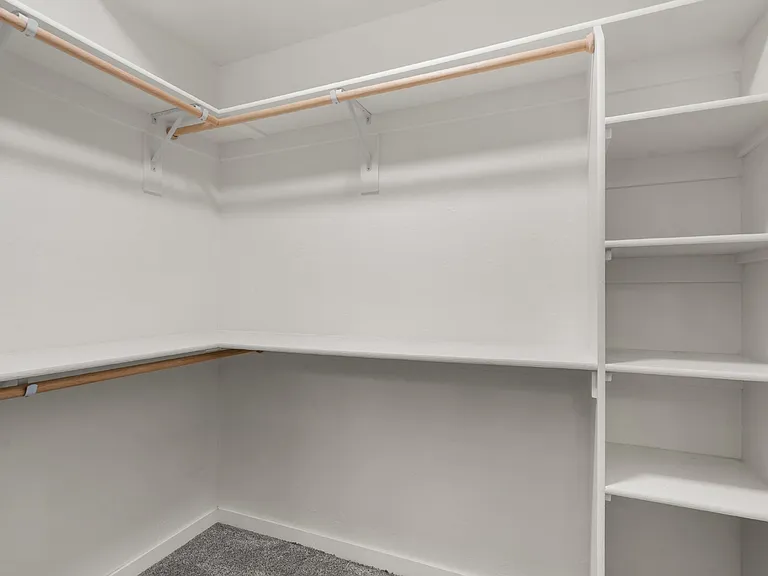256 Rockfellow Pl — Photo 15