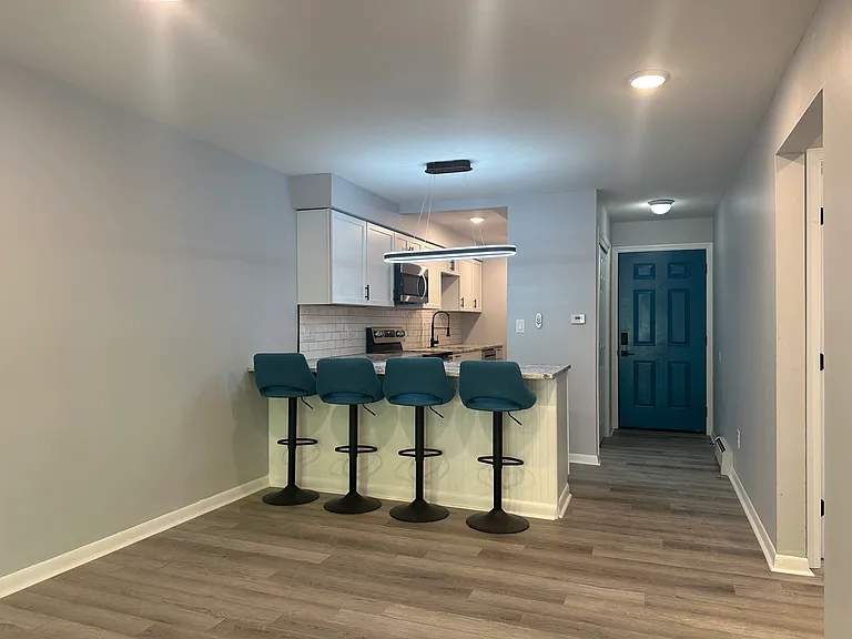 314 Oak St #5 — Photo 4