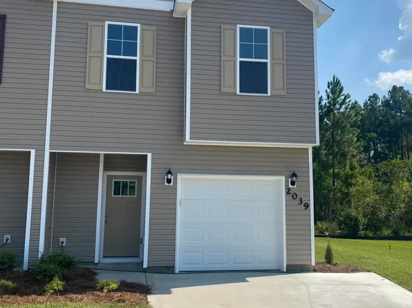 2039 Folkstone Woods Lane, Holly Ridge, NC 28445