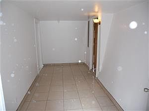 5th image of 671 Crestwood Dr