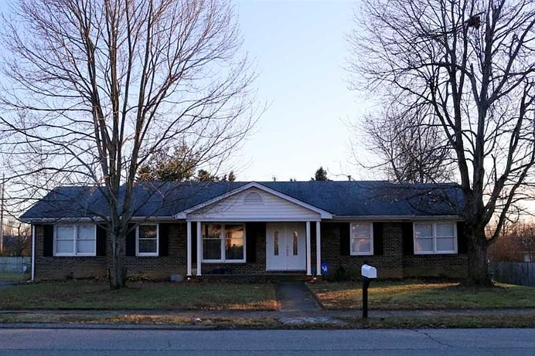 1st image of 404 Weil Ln