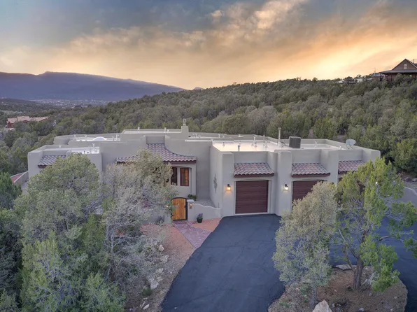 15 Champion Dr, Sandia Park, NM 87047