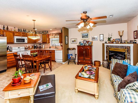 5th image of 2922 Dominion Dr