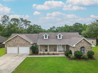 9512 Op La Pl, Diamondhead, MS 39525