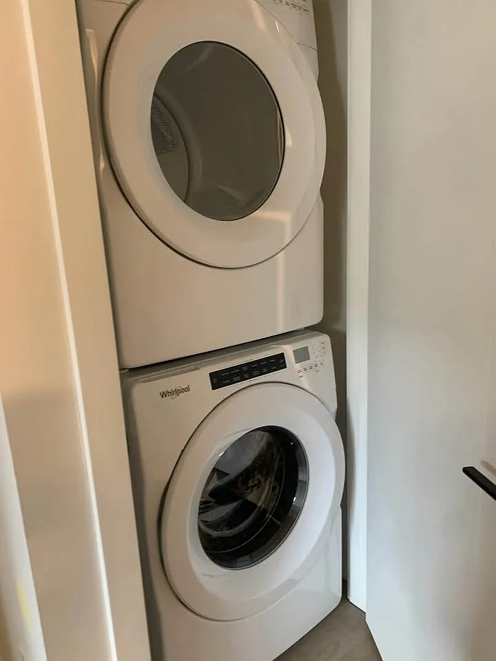 2 bed, $1,550 — Photo 3