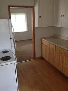 5th image of 11251 Essex Ave