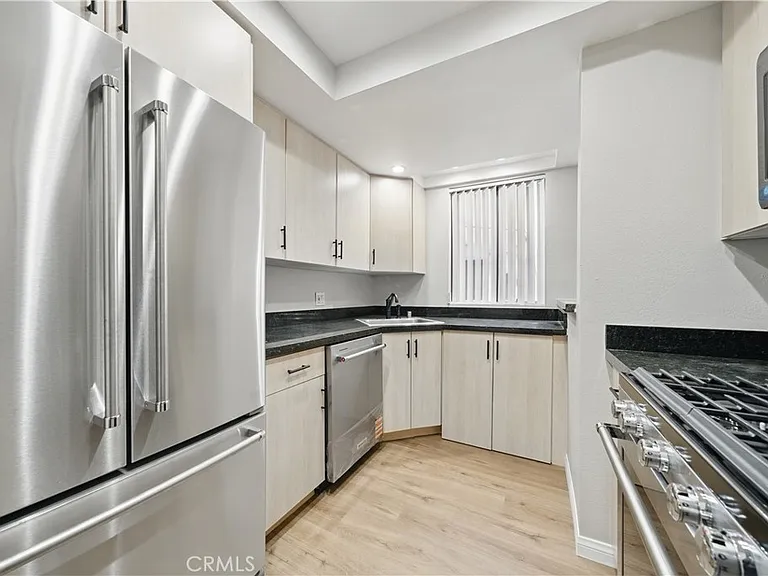 7826 Topanga Canyon Blvd #218 — Photo 30